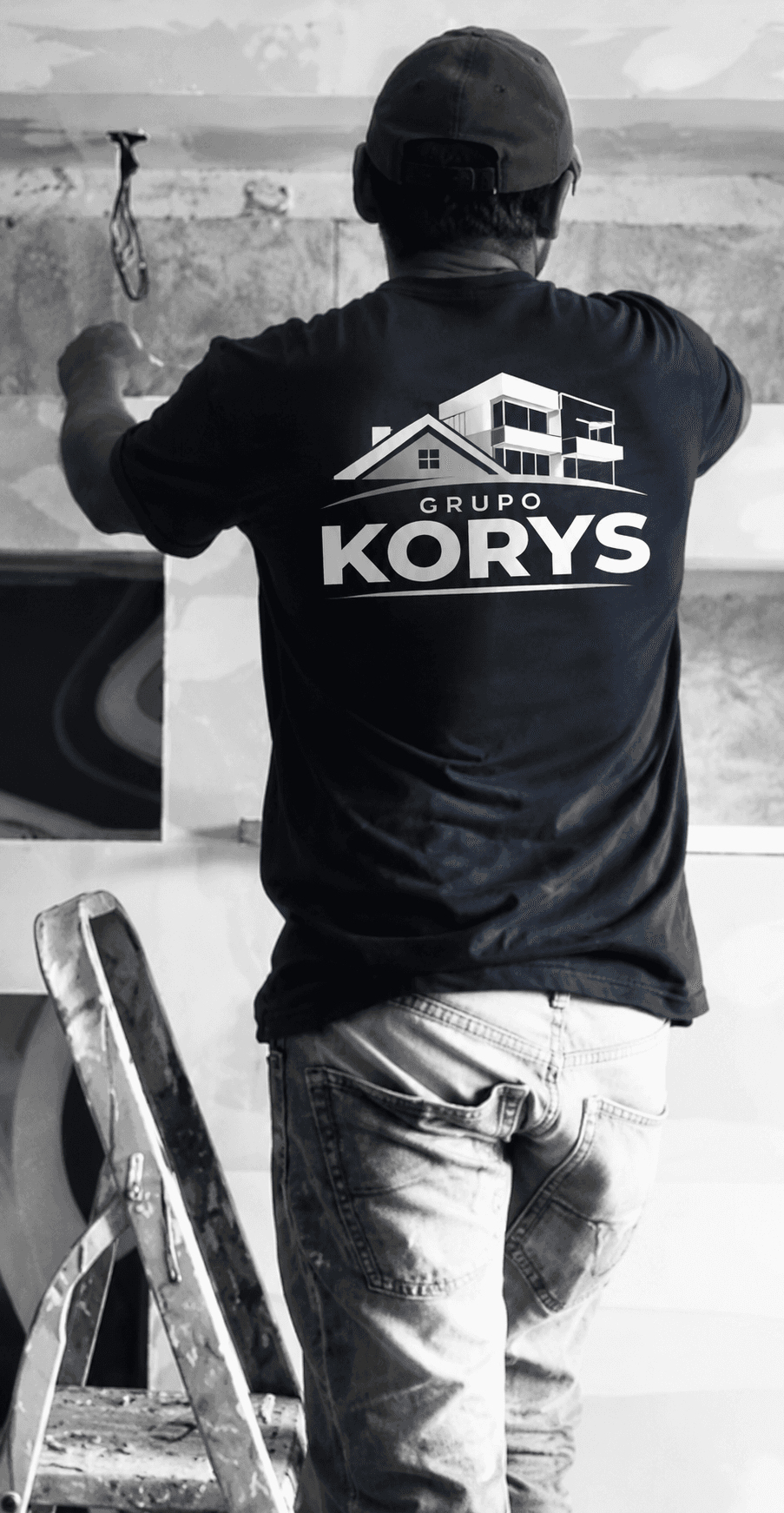 Profissional do Grupo KORYS em obra